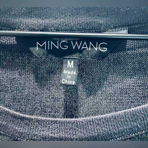 Ming Wang Gray and Gray knee length elegant medium dress 22” pit & 37” length - Picture 3 of 9